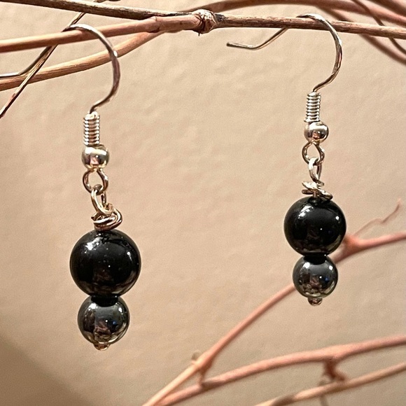 𝅺Genuine Silver Earrings Handmade Onyx & Hematite Beads Chic Modern - Picture 2 of 7